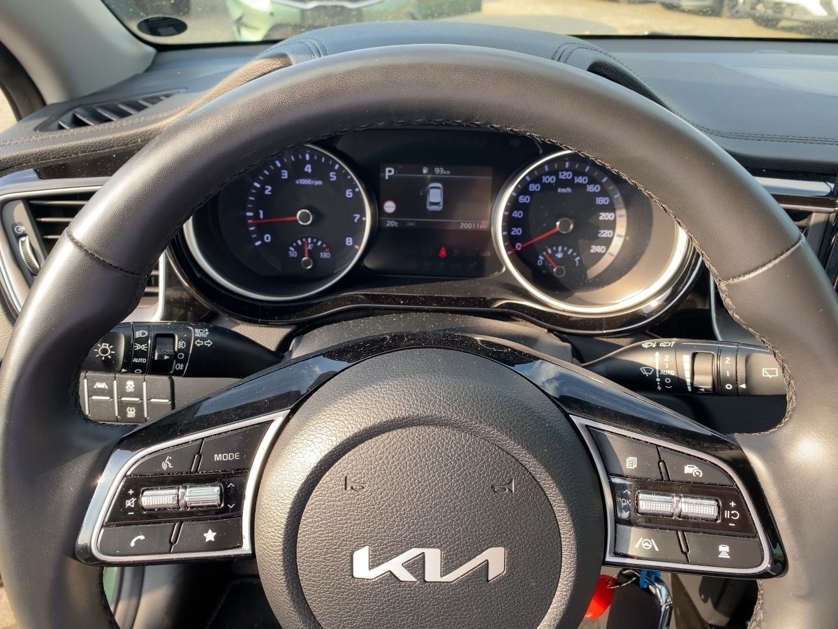 Kia cee'd 1.5T Vision - Samsaru's Car Outlet