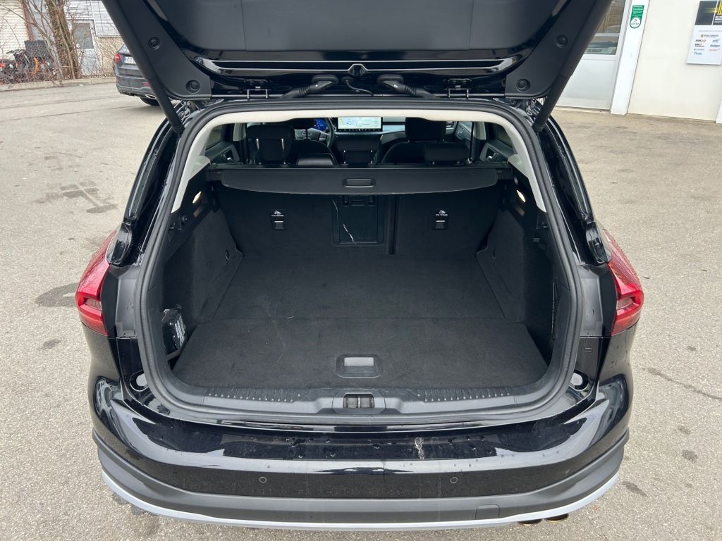 Ford Focus Turnier Hybrid Aut. ACTIVE X LED HUD WP