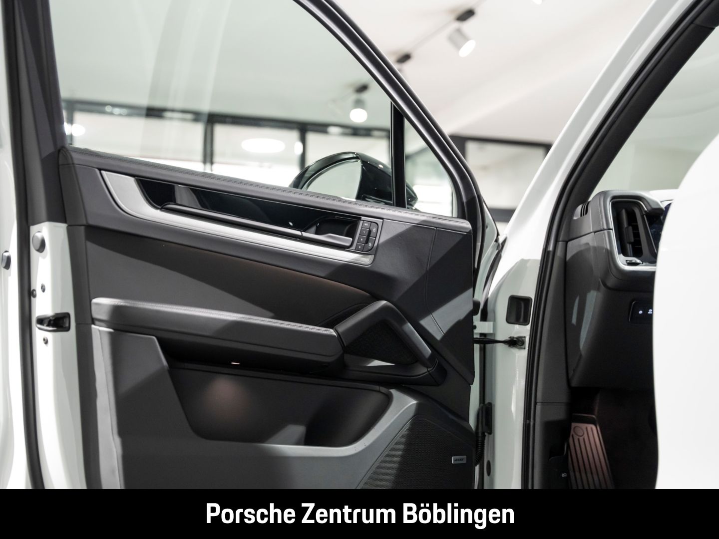 Porsche Cayenne E-Hybrid Surround-View LED-Matrix BOSE