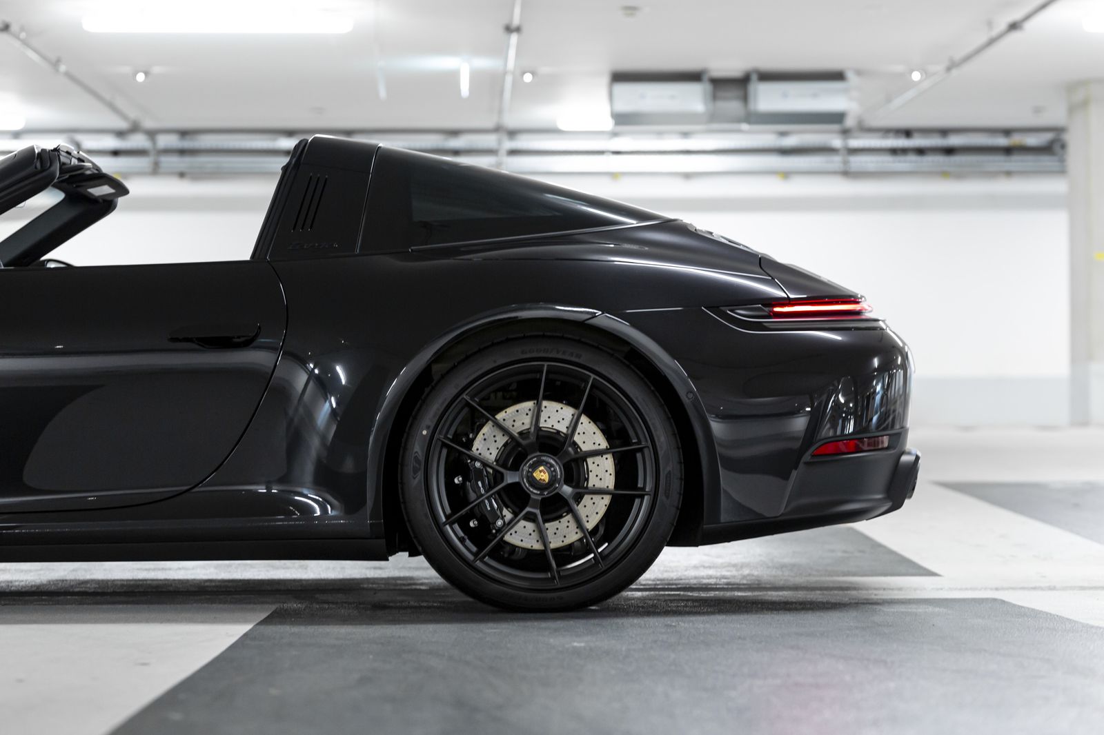 Porsche 911 Targa 4GTS - Samsaru's Car Outlet