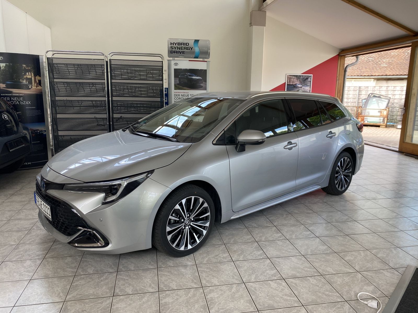 Toyota Corolla 1.8 Hybrid Touring Sports Team D