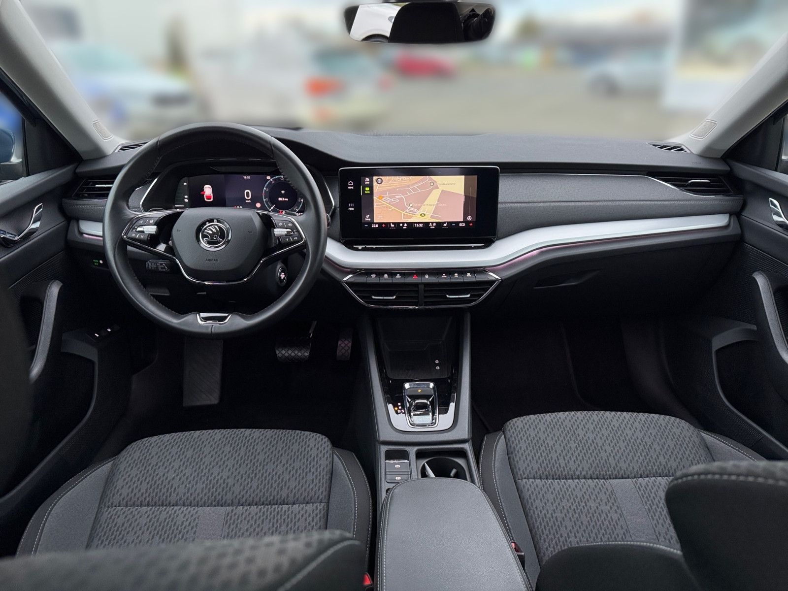 Skoda Octavia 1.4 TSI iV First Edition - Samsaru's Car Outlet