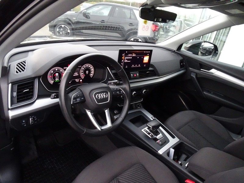 Audi Q5 40 TDI S Line quattro - Matrix / AHZV