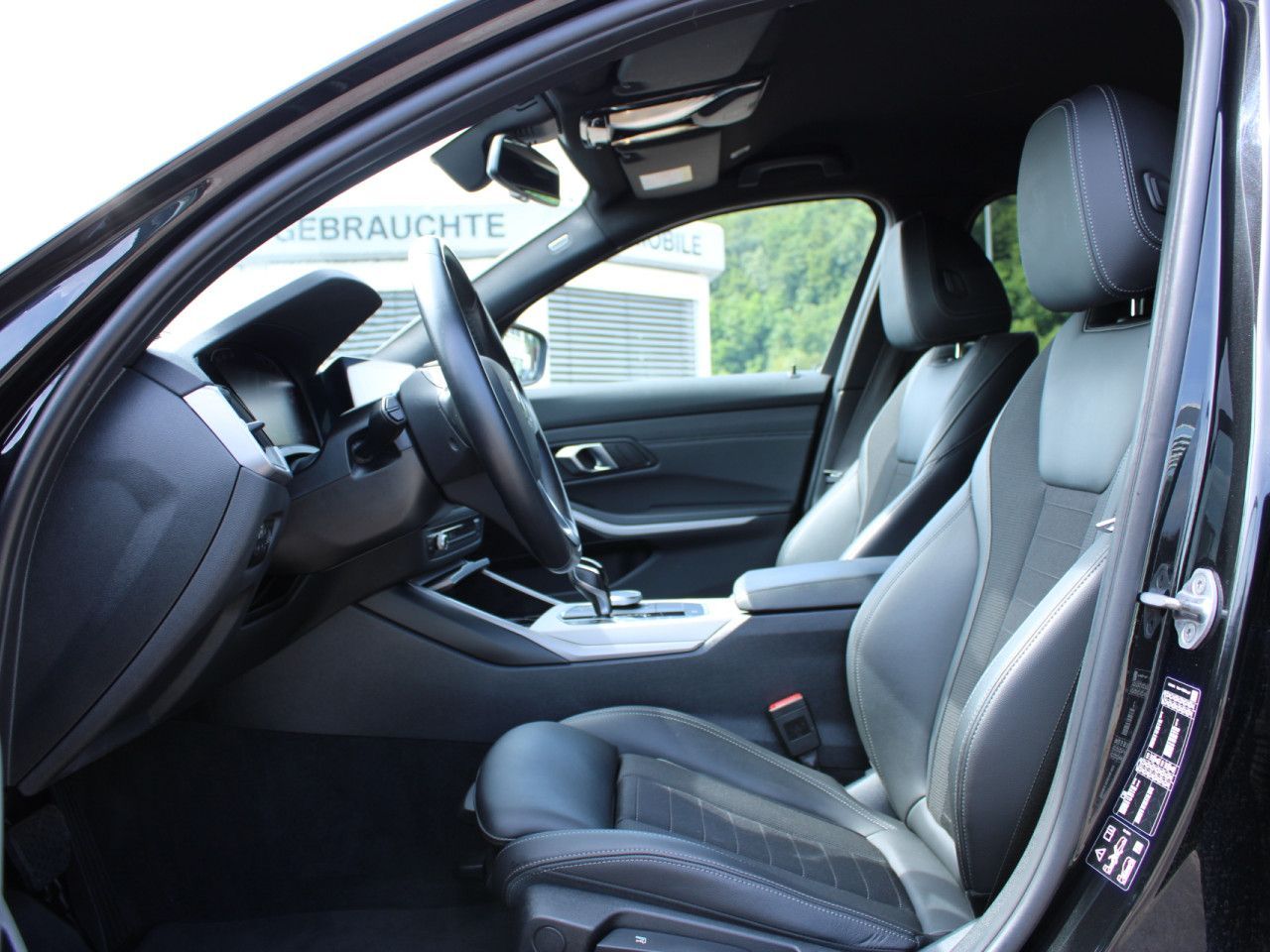 BMW 320d xDr.T.Sports.LiveProf.HiFi - Samsaru's Car Outlet
