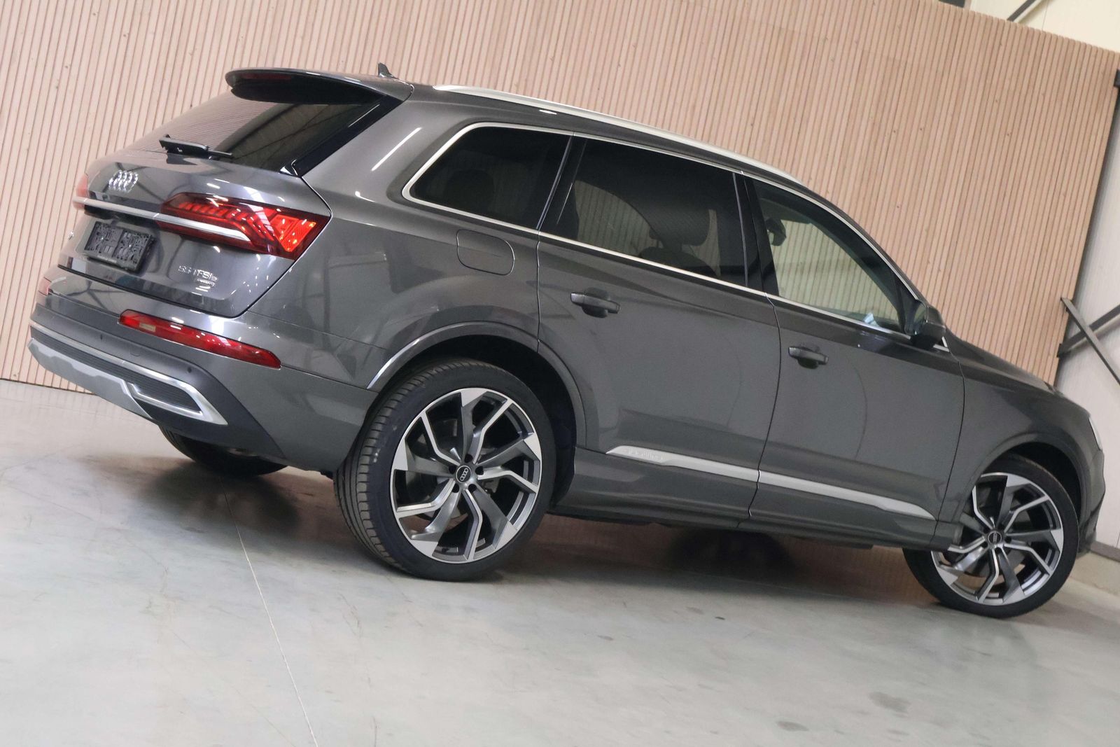 Audi Q7 55 TFSi e Quattro PHEV| Pano| ACC| HUD| 360