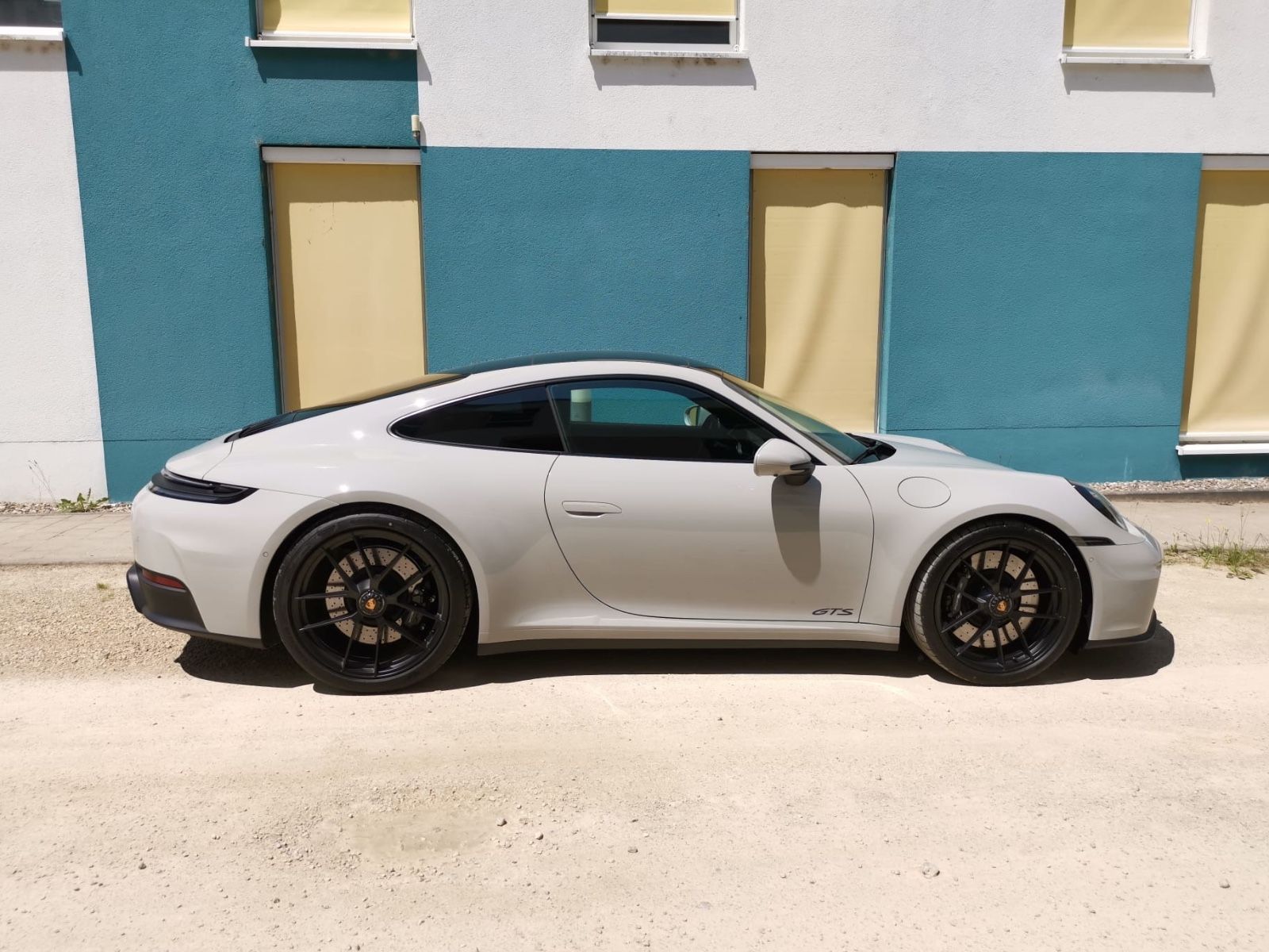 Porsche 992/911 Carrera 4 GTS Coupe - Samsaru's Car Outlet