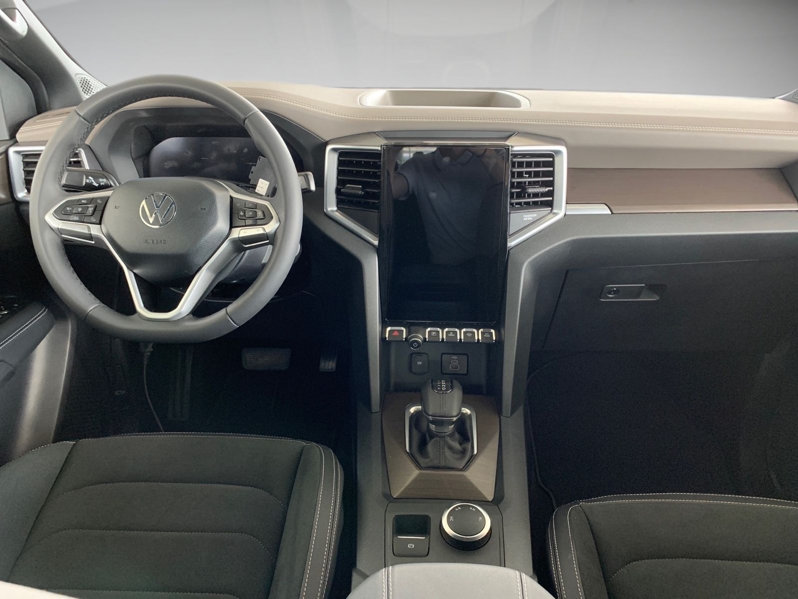 Volkswagen Amarok 3.0 TDI DSG 4M - Samsaru's Car Outlet
