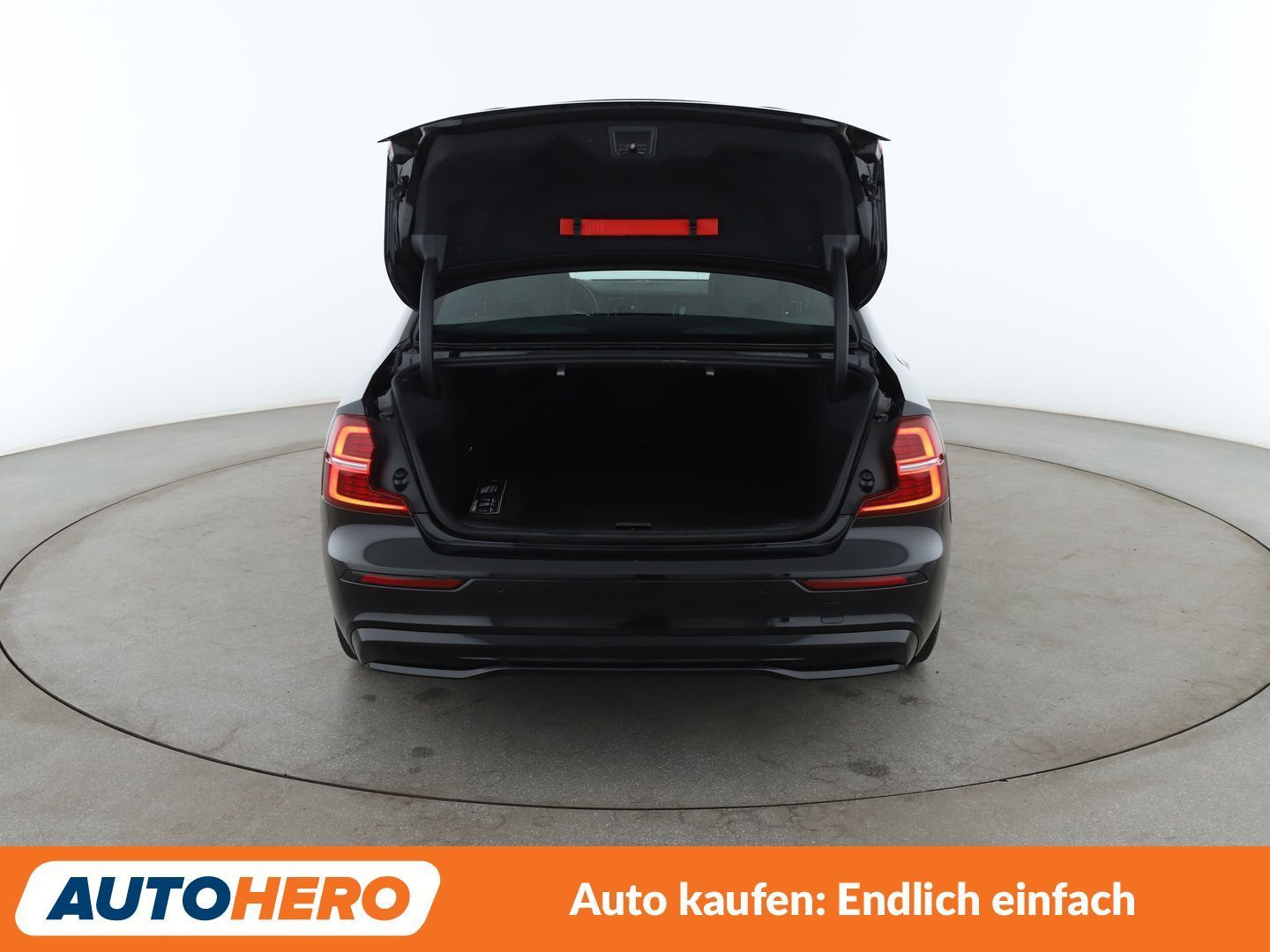 Volvo S60 2.0 B5 Mild-Hybrid Ultimate Dark AWD Aut*LED