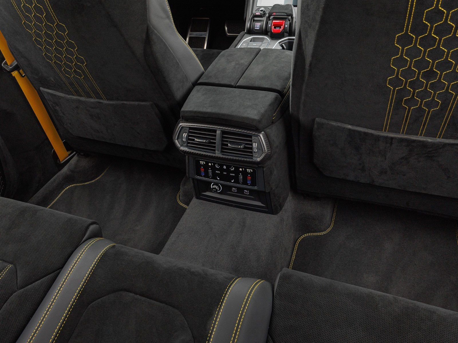 Lamborghini Urus Performante - Samsaru's Car Outlet