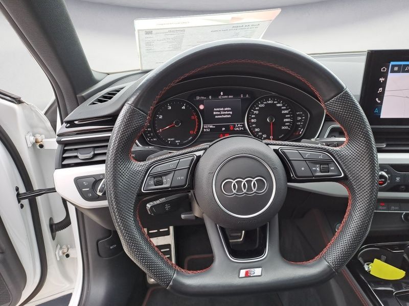 Audi A4 Avant 35 TDI S-tronic S-Line - Samsaru's Car Outlet