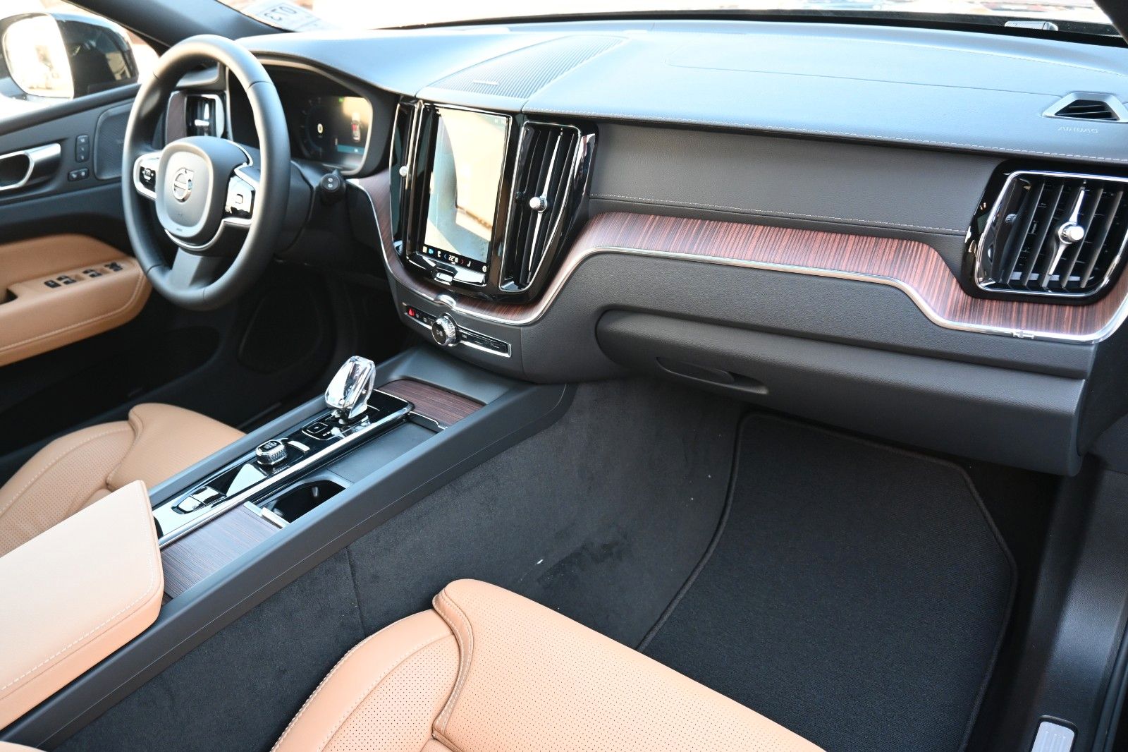 Volvo XC60 B4 D AWD Ultimate Dark*STDHZG*360°*ACC*AHK