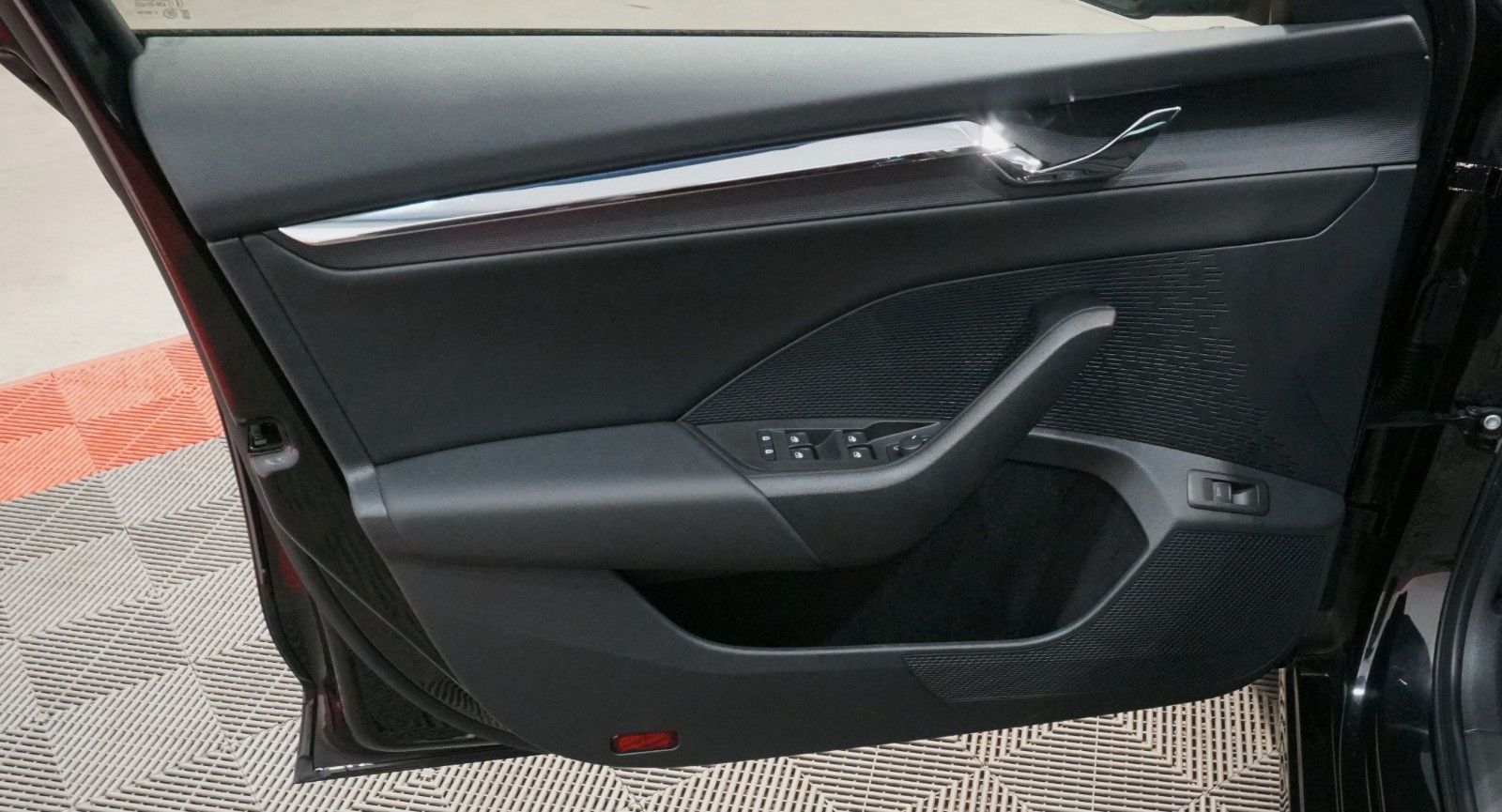 Skoda Octavia Lim. Style 2.0 TDI *Matrix*NAVI*HUD*