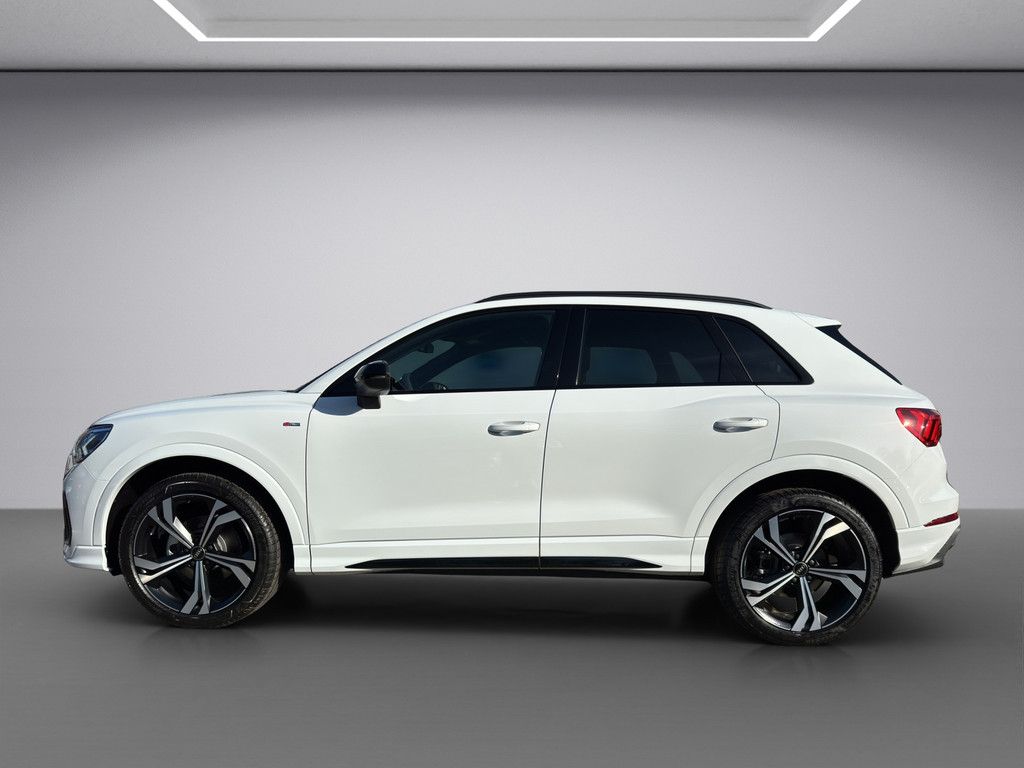 Audi Q3 35 1.5 TFSI S-tronic S line ACC MATRIX-LED