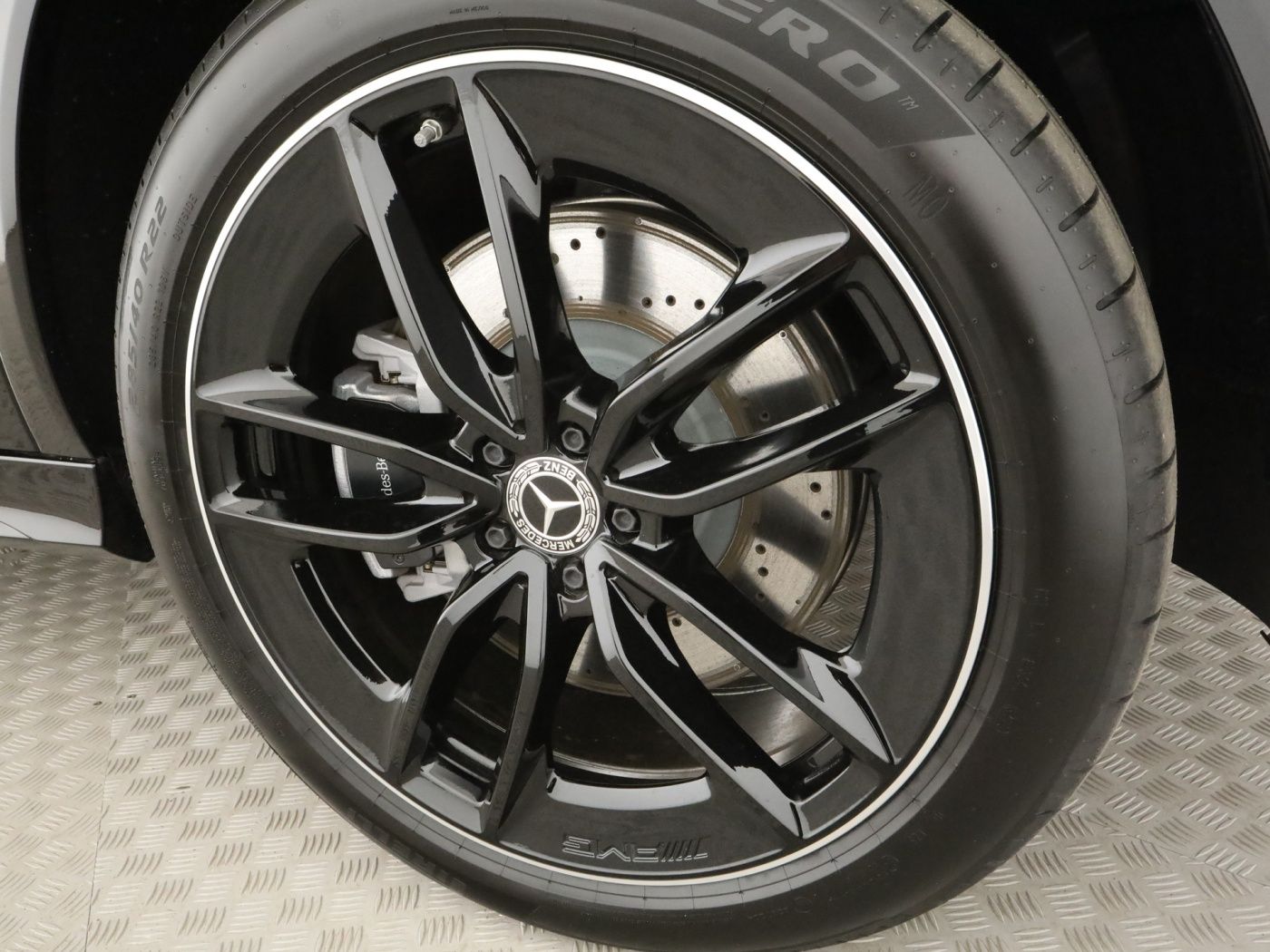 Mercedes-Benz GLE 450 d 4MATIC *AMG*LenkradH*Keyless*360°*AHK*