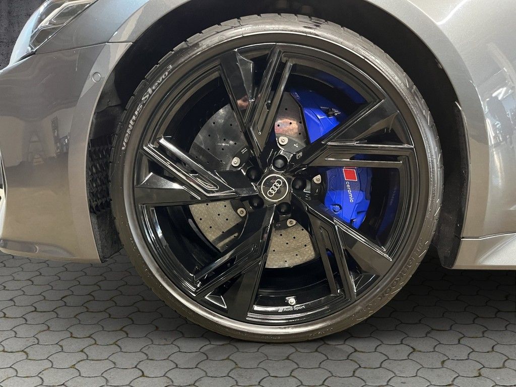 Audi RS6 Avant 4.0 TFSI quattro LED-Laser/Pano/AHK/B&