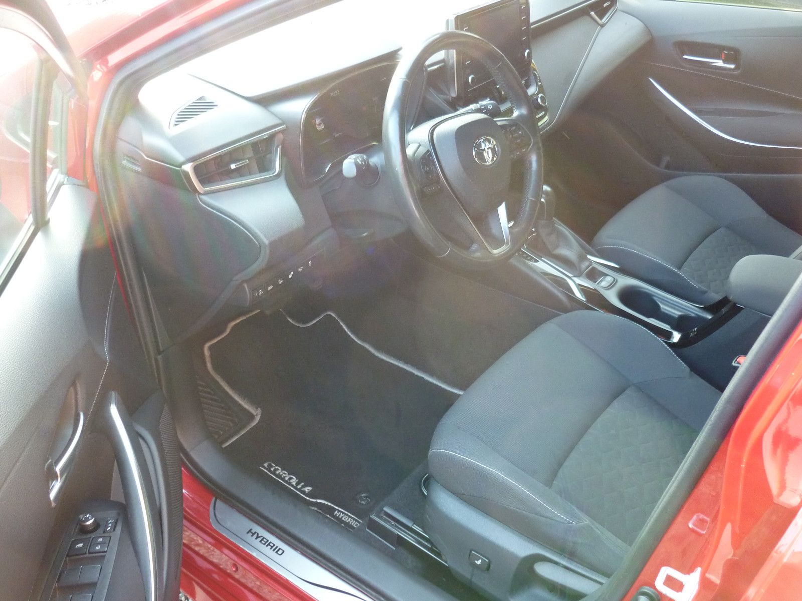 Toyota Corolla Hybrid Club - Samsaru's Car Outlet