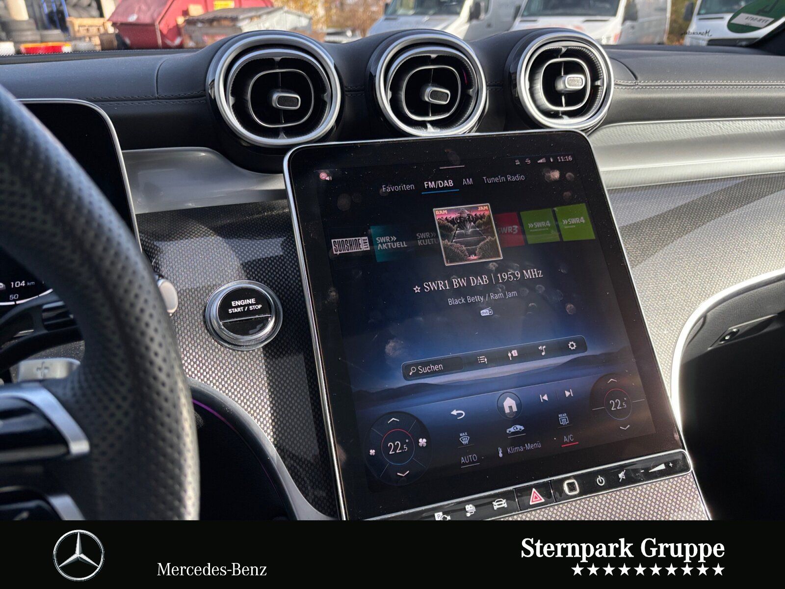 Mercedes-Benz GLC 300 e 4M AMG +360°+AHK+Panorama+Distro+Night
