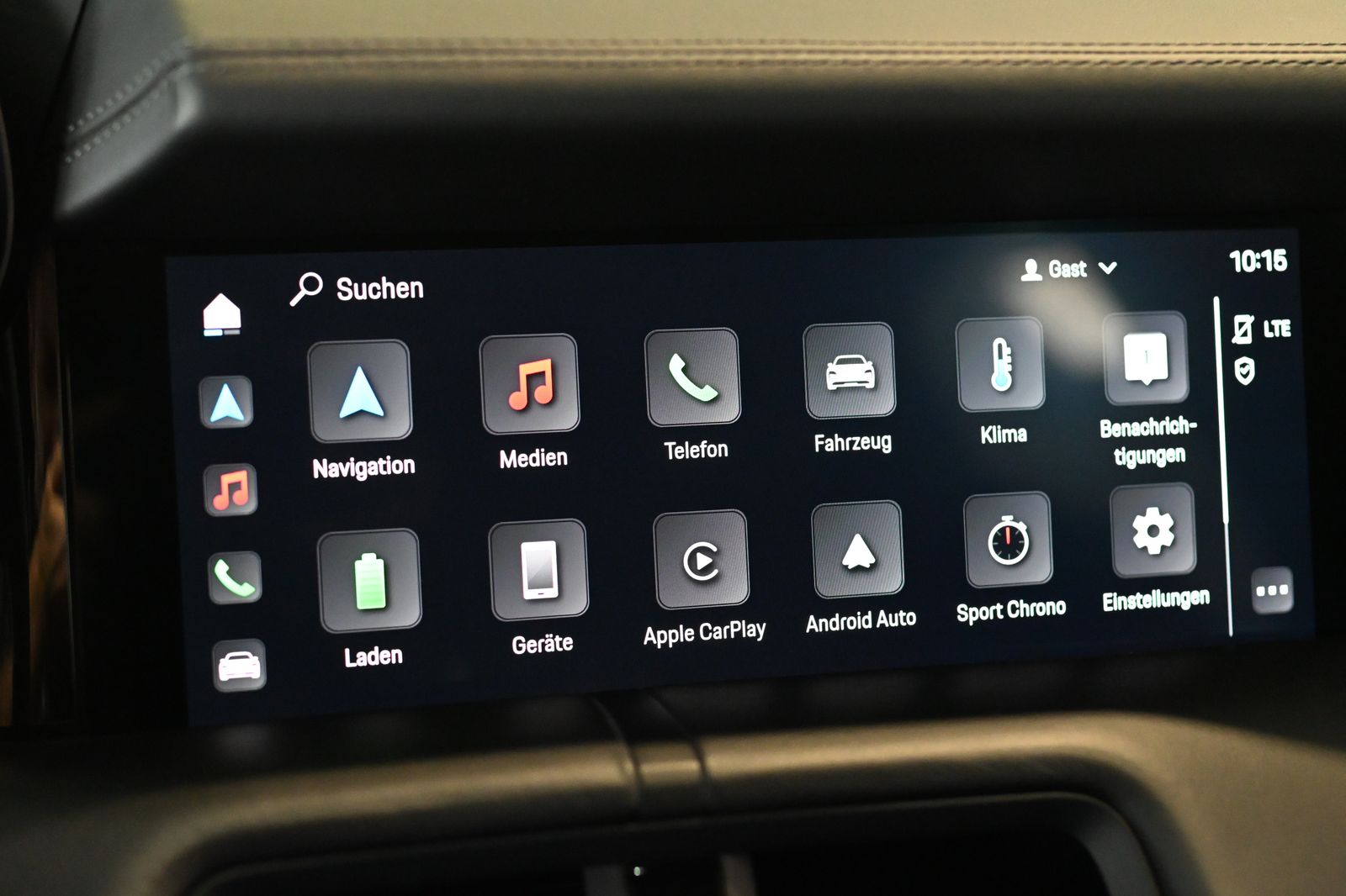 Porsche Taycan Turbo Cross Turismo HUD ACC PCCB Matrix