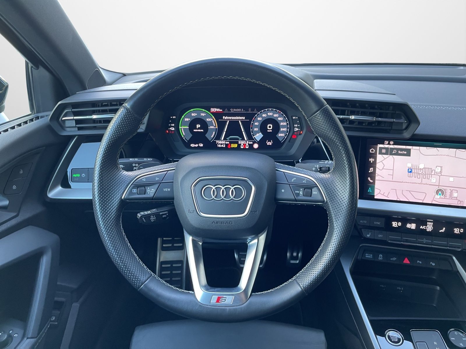 Audi A3 Sportback 40 TFSI e S tronic S line  Navi LED