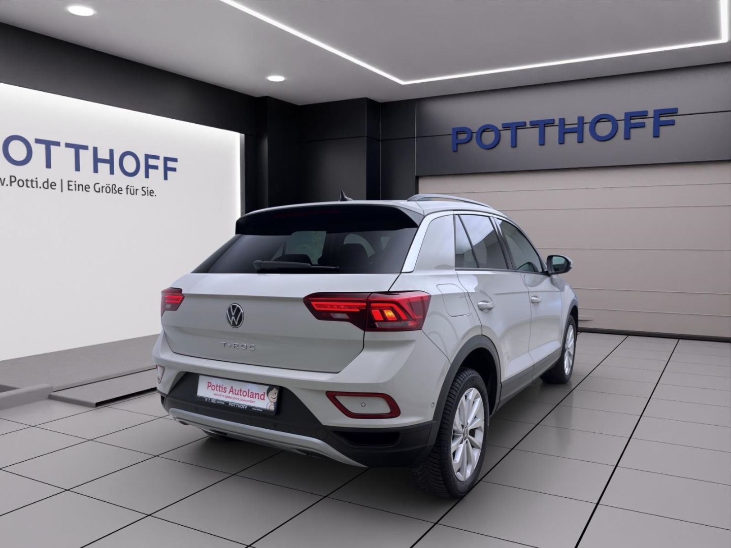 Volkswagen T-Roc 1.5 TSI DSG LIFE - Samsaru's Car Outlet