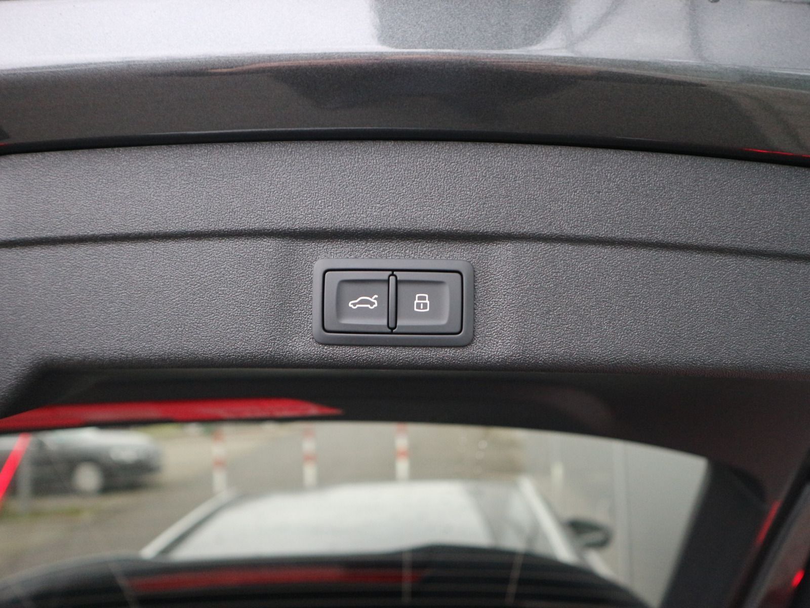 Audi A5 Avant TDI quattro 150 kW S tronic S line*AHK*