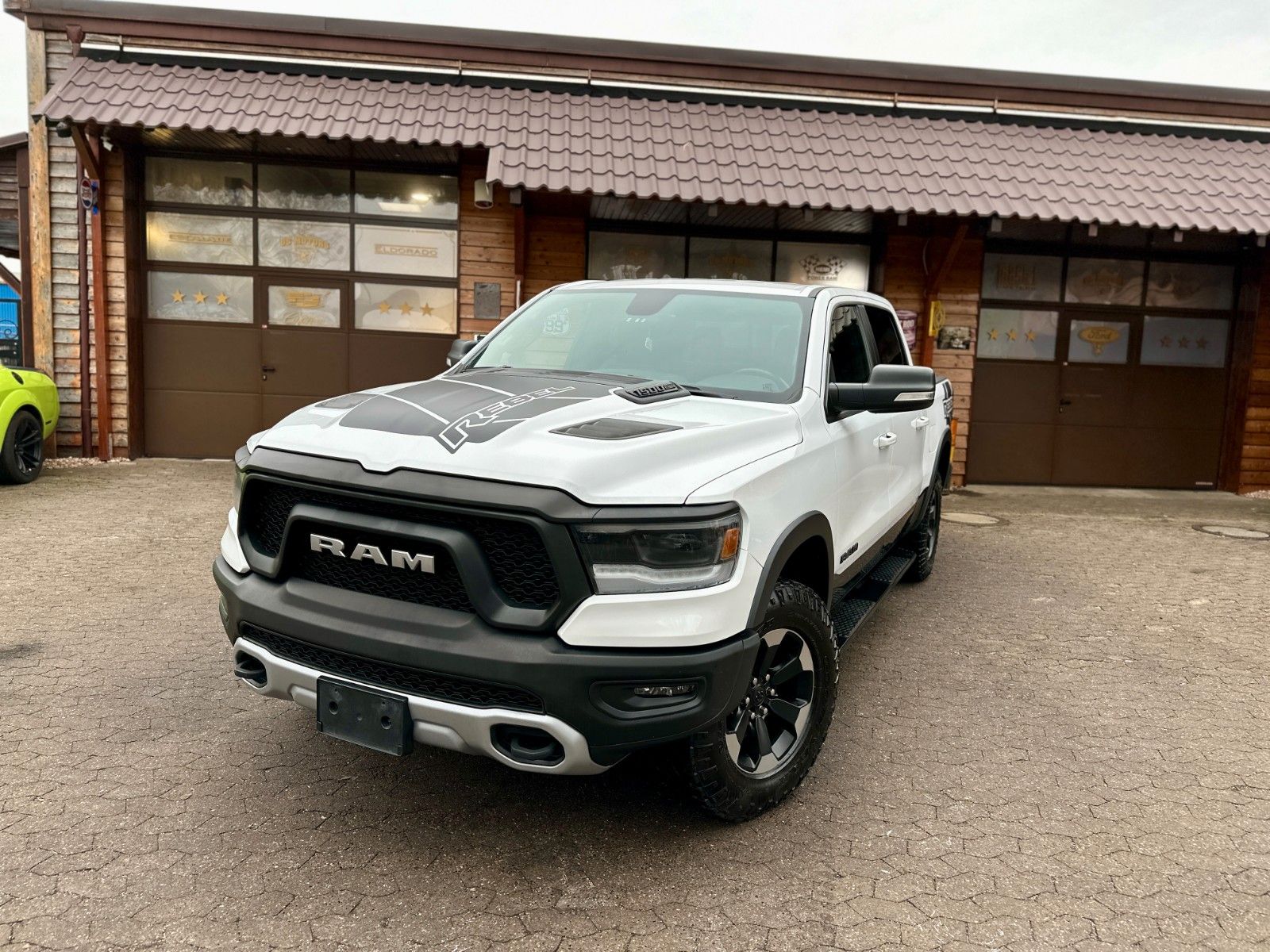 Dodge 5.7 V8*4X4*LPG*REBEL*LEDER*LED*NAVI*AHK*MFL*TOP*
