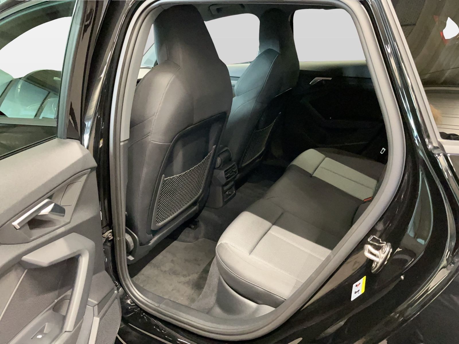 Audi A3 Sportback 30 TFSI S tronic 2xKlima AUT KlimaA