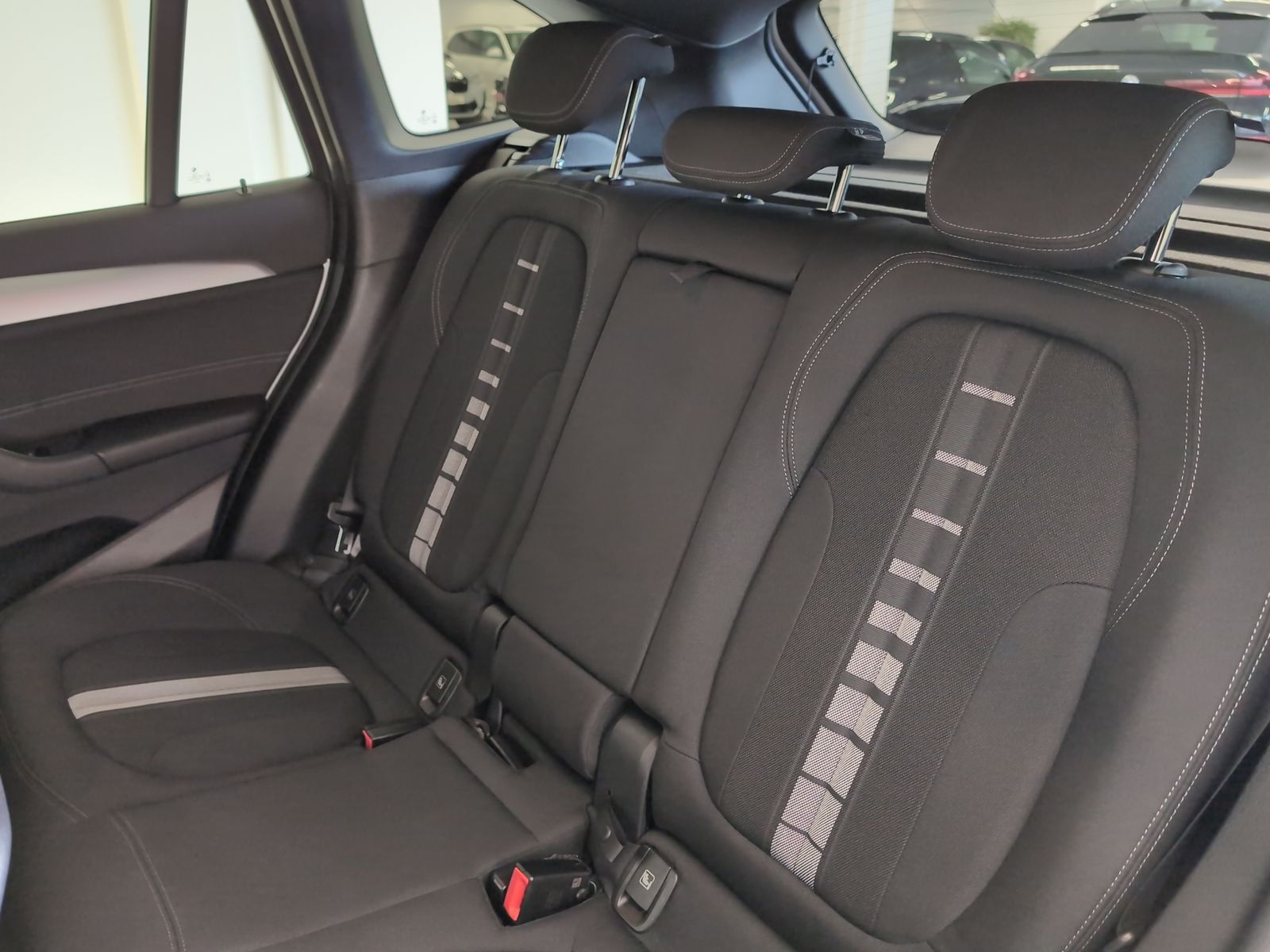 BMW X1 xDrive25e Advantage - Samsaru's Car Outlet