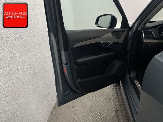 Volvo XC90 B5 D PLUS DARK 7SITZ+AHK+LUFT+MEMO+SITZKLIM