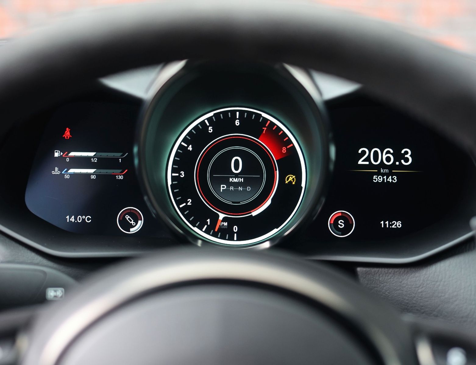 Aston Martin DBS Superleggera 5.2 V12 | B&O - Carbon