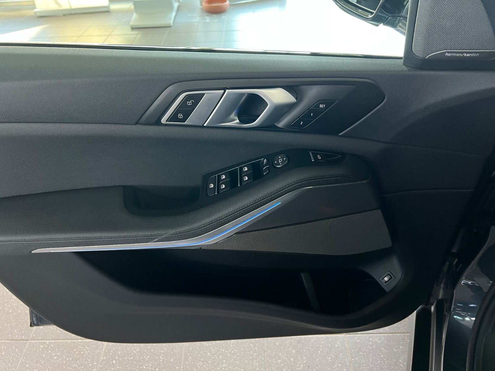 BMW X5 xDrive 45e AHK+HaKa+ACC+HuD+4Z+Pano+Park+LED