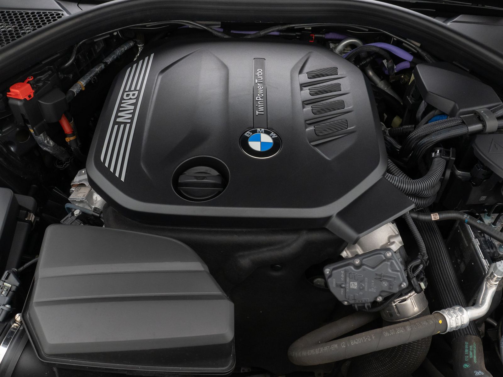 BMW 320d Sport Line - Samsaru's Car Outlet