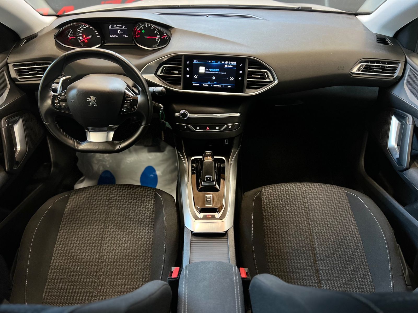 Peugeot 308 Active Pack - Samsaru's Car Outlet