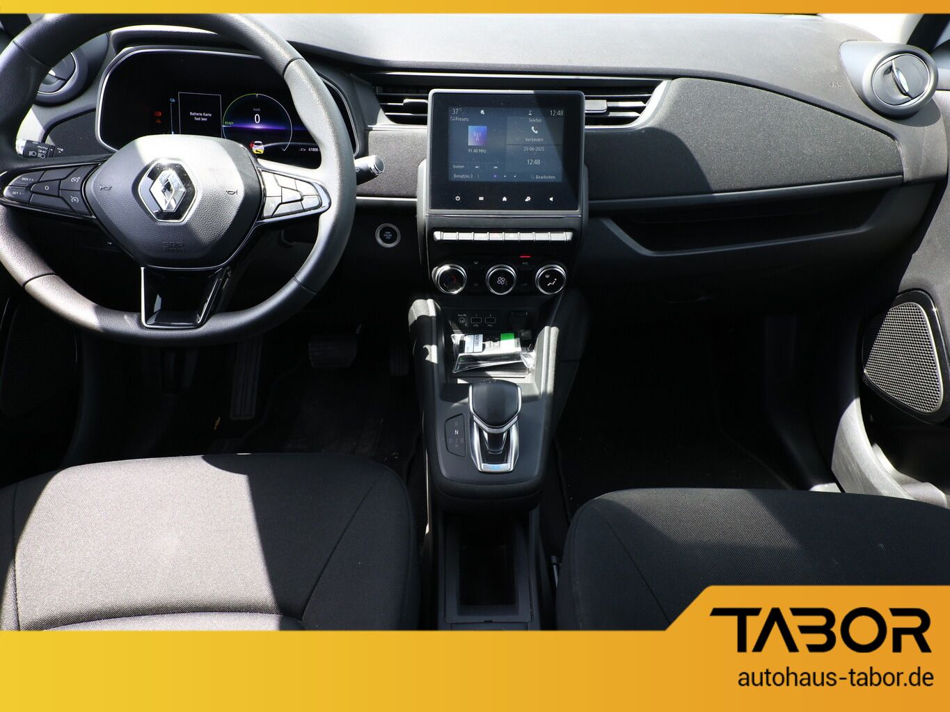 Renault Zoe ZE50 R110 - Samsaru's Car Outlet