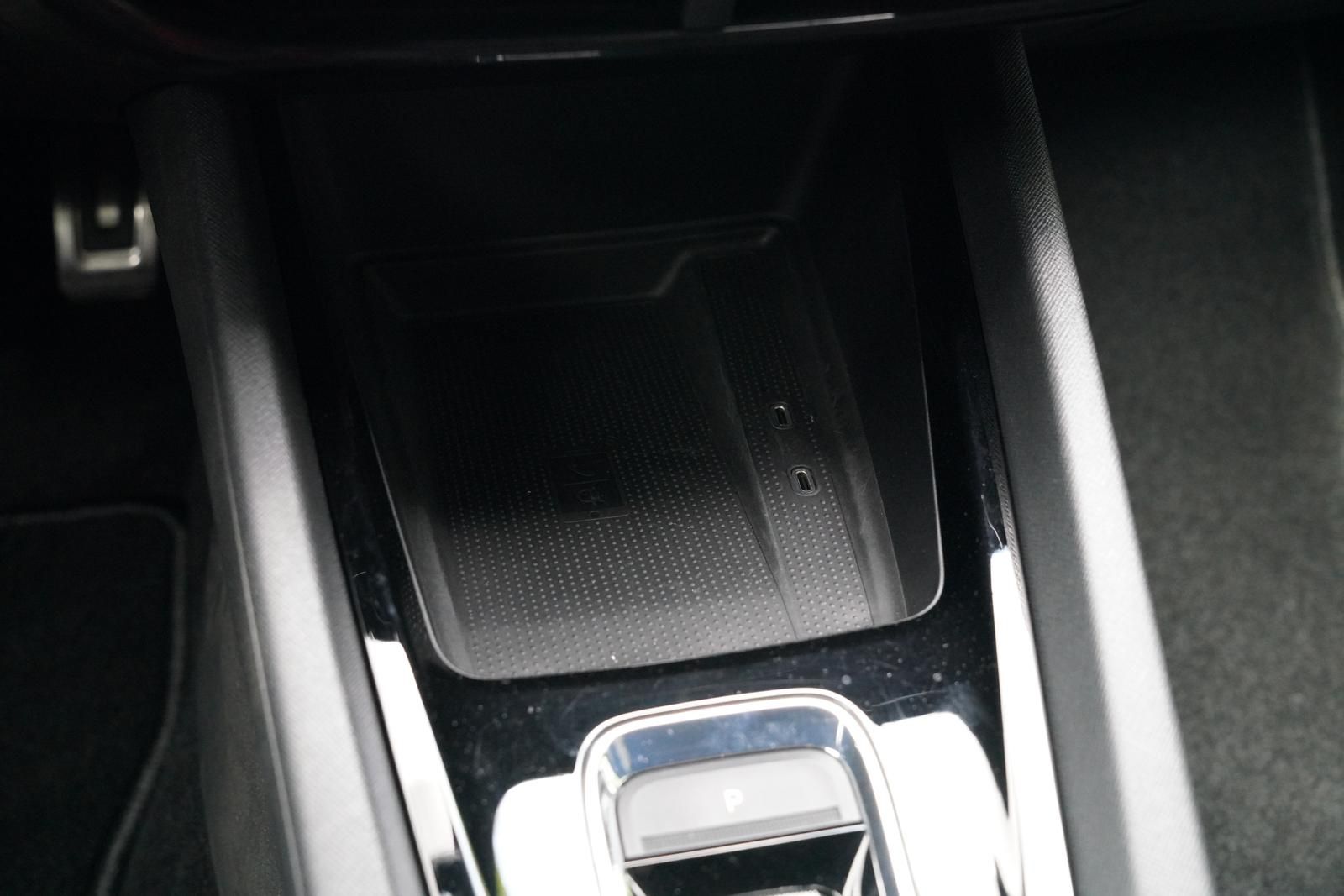 Skoda OCTAVIA COMBI 2.0TSI DSG - Samsaru's Car Outlet