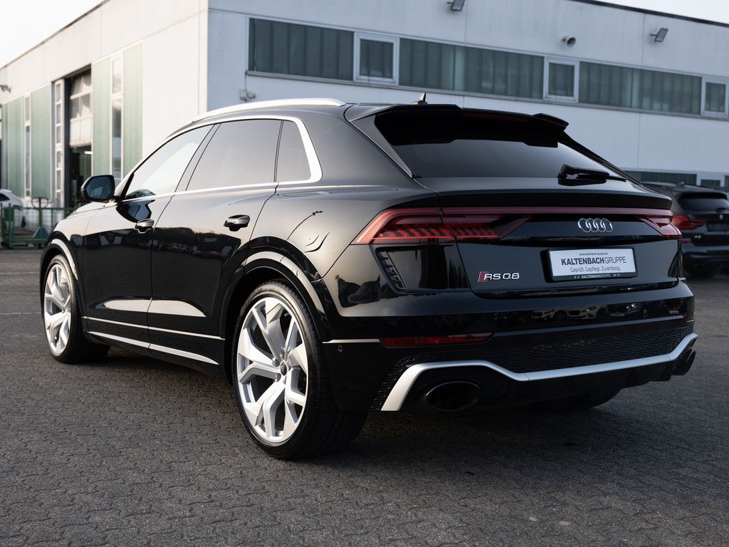 Audi RS Q8 quattro PANO AHK HUD 360° MATRIX-LED B&O