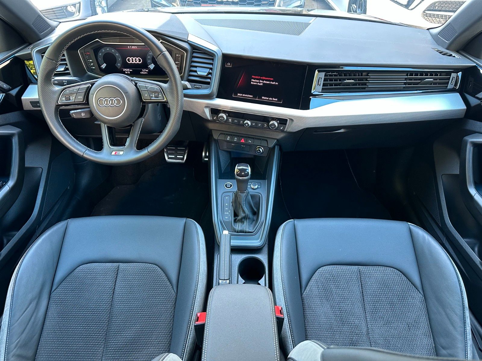 Audi A1 30 TFSI S line*LEDER*NAVI*SHZ*LED*MMI*APS+