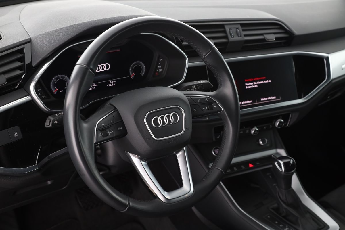 Audi Q3 35 TDI quattro S tronic S line - Samsaru's Car Outlet