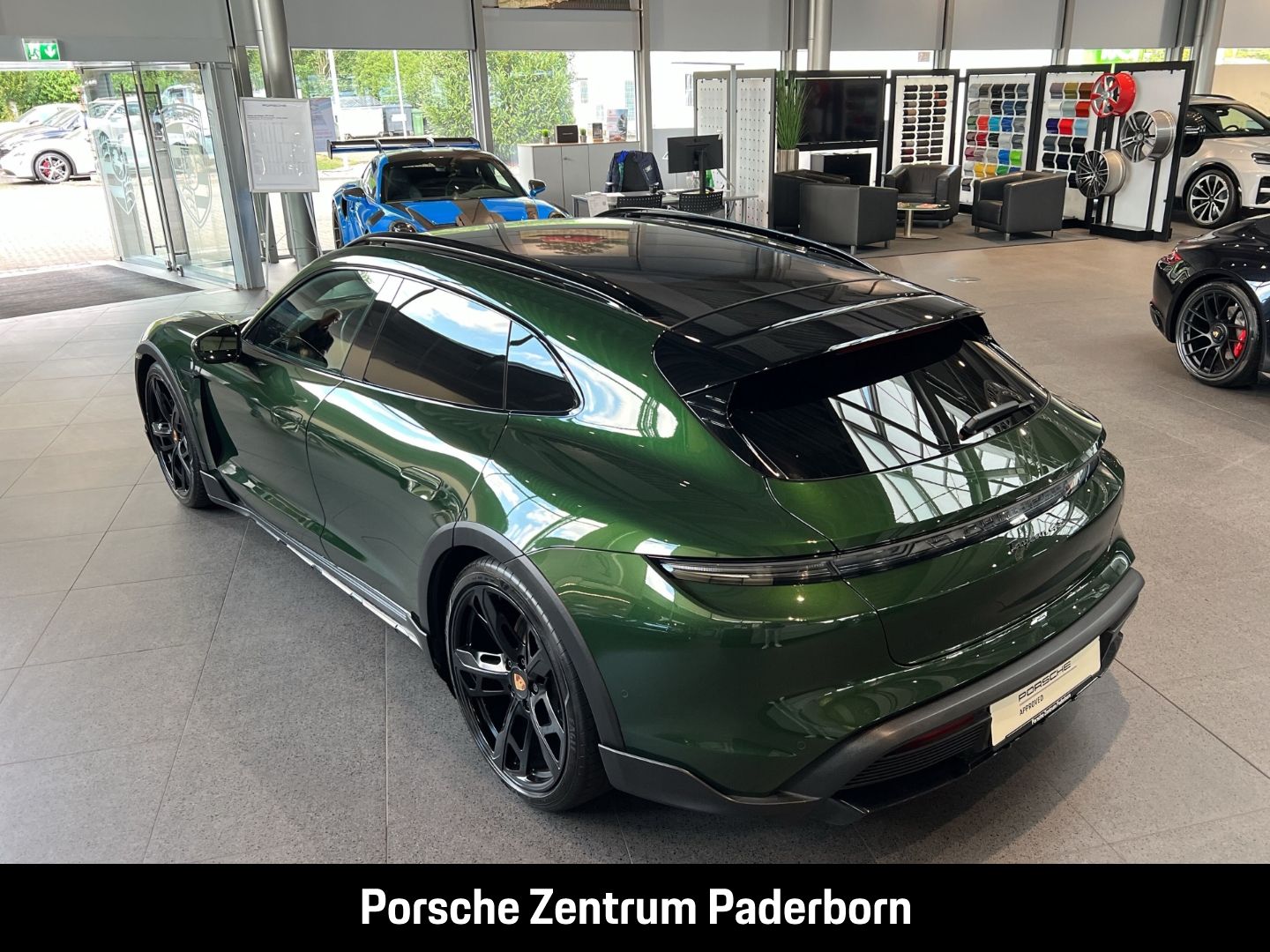 Porsche Taycan 4S Cross Turismo InnoDrive Head-Up 21-Zol
