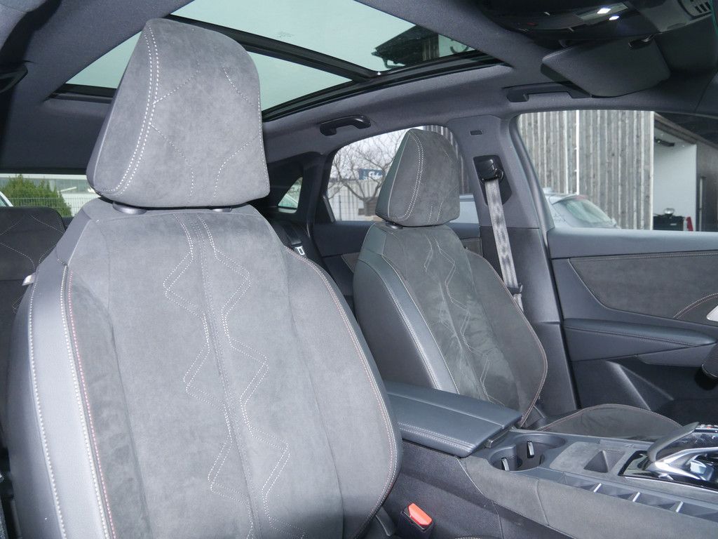 DS Automobiles DS 7 Crossback Performance Line+ E-Tense 225 LED