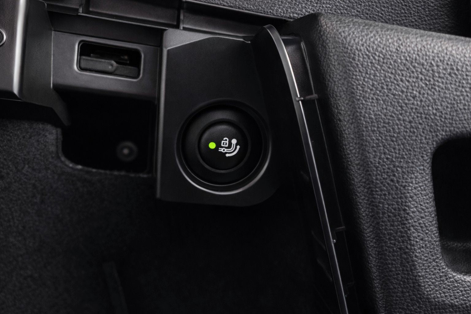 BMW X3 xD20d xLine KAM HUD PANO AHK LEDER