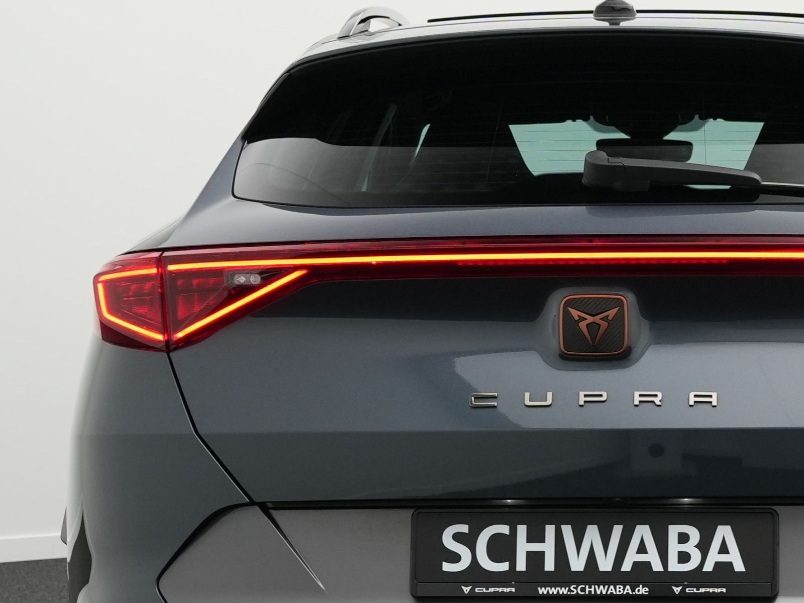 Cupra Formentor VZ 2.0 TSI 4Drive DSG *ACC*AHK*PANO*19