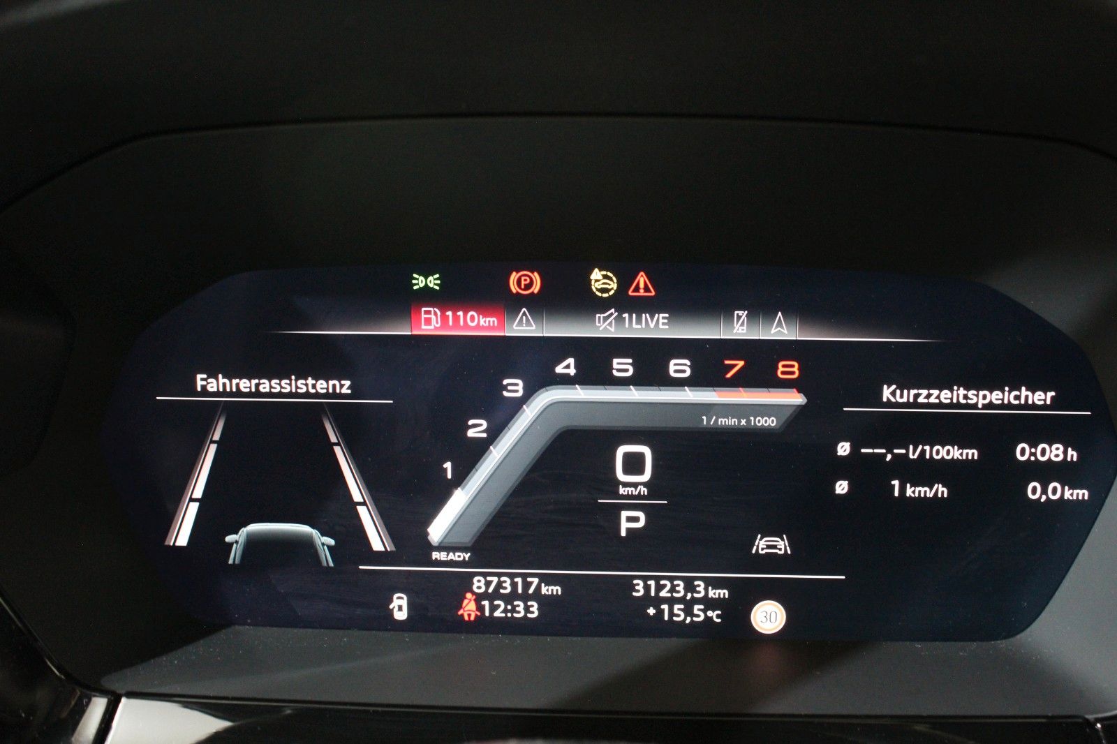 Audi A3*Limousine*30 TFSI*Advanced*Automatik*LED*Navi