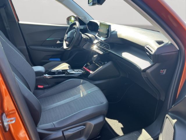Peugeot 2008 e- Allure - Samsaru's Car Outlet