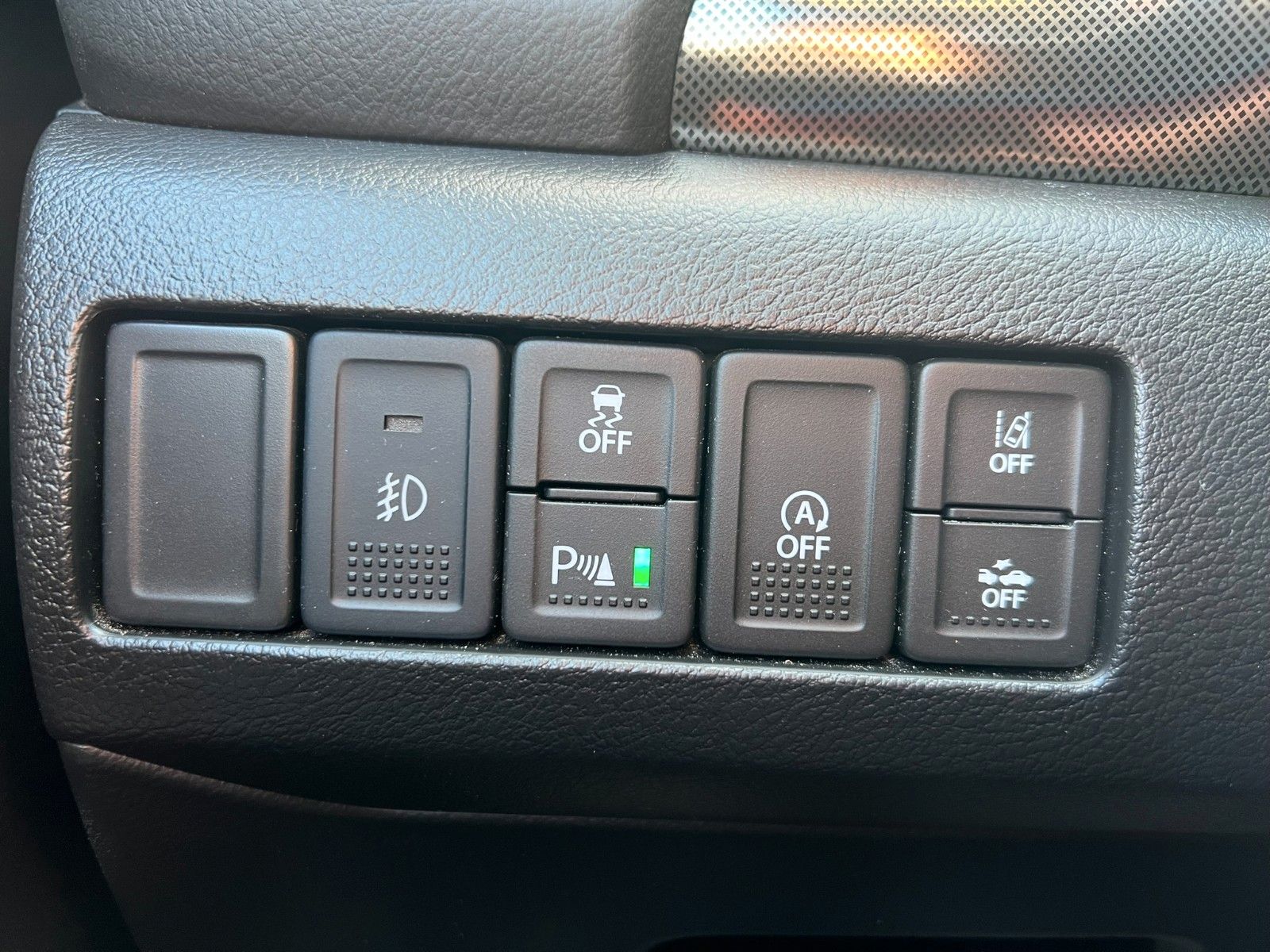 Suzuki Vitara 1.4 Mild-Hybrid Comfort+ - Samsaru's Car Outlet
