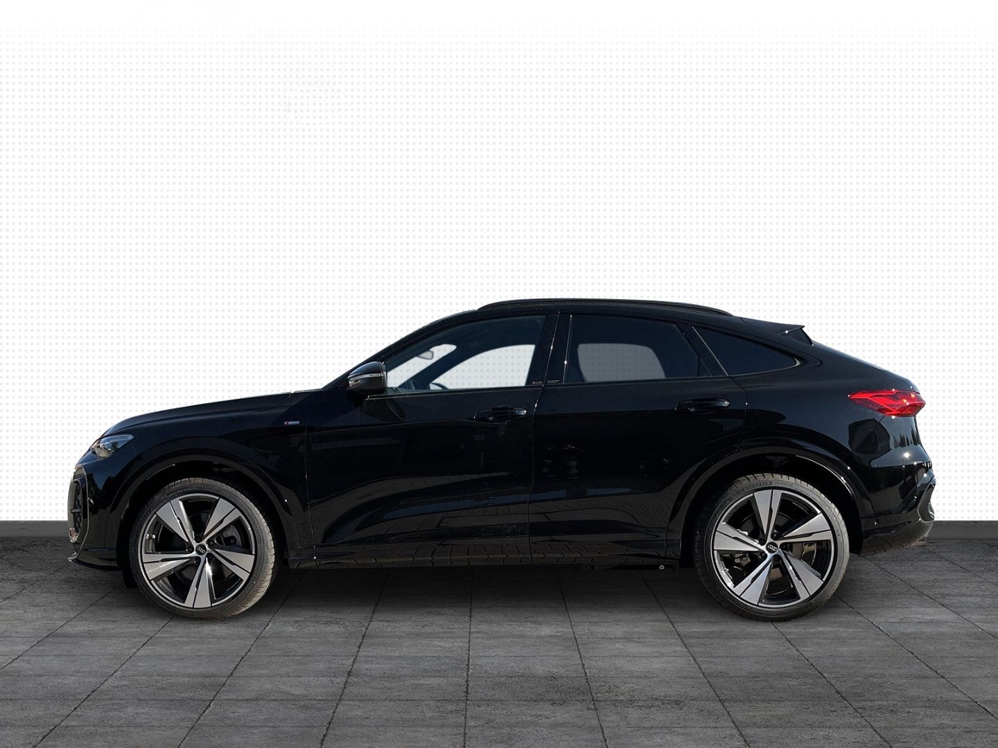 Audi Q5 Sportback TDI quattro EDITION ONE - Samsaru's Car Outlet
