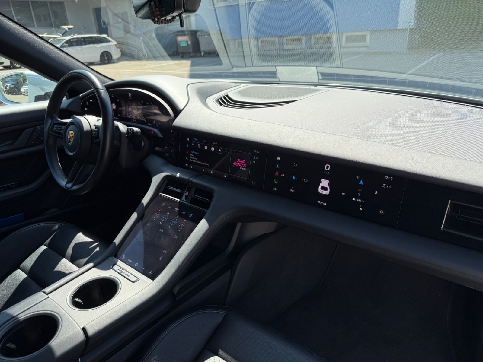 Porsche Taycan Cross 4 Approved Beif.Display HUD 22 Zoll