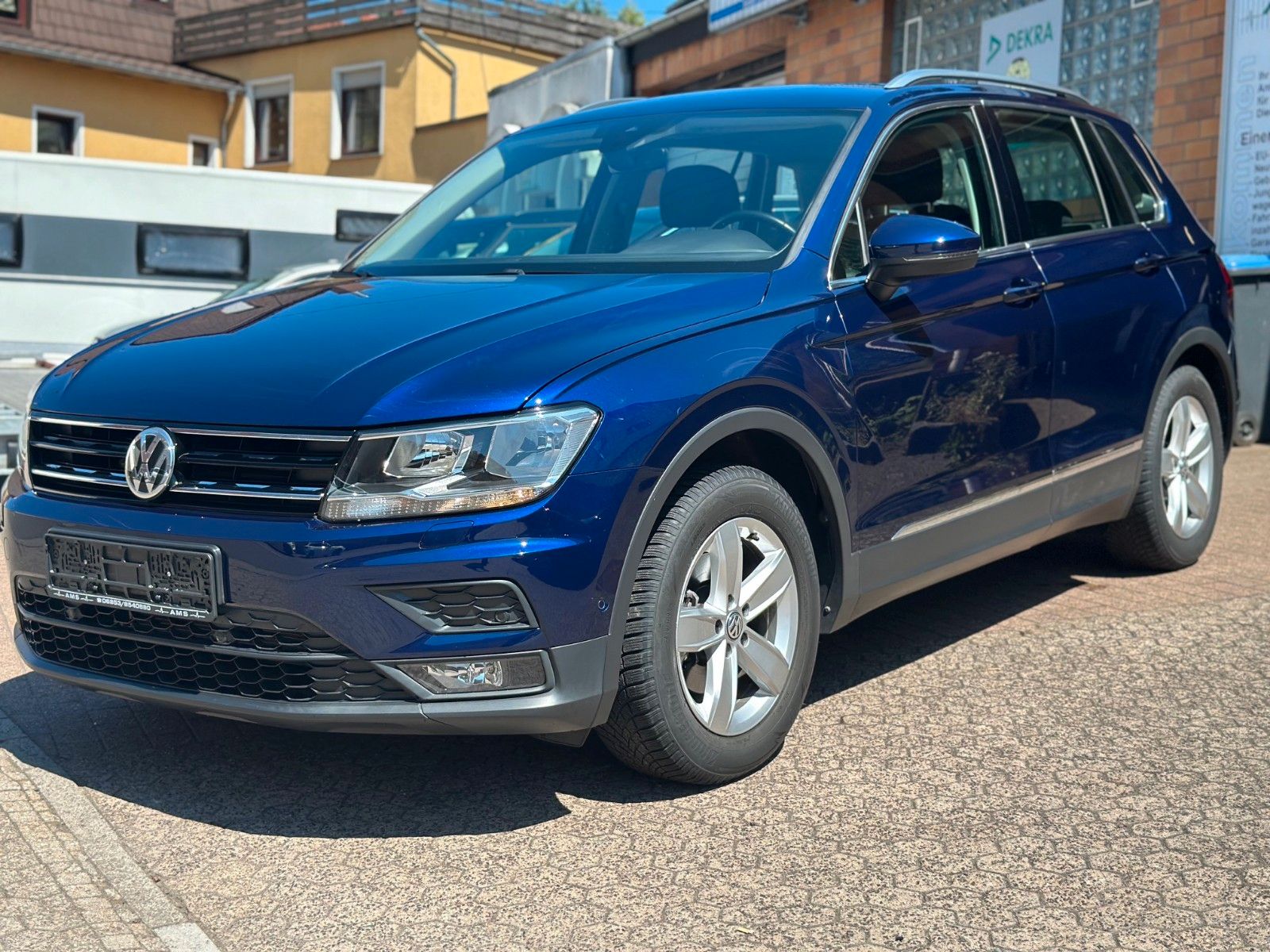 Volkswagen Tiguan Comfortline - Samsaru's Car Outlet