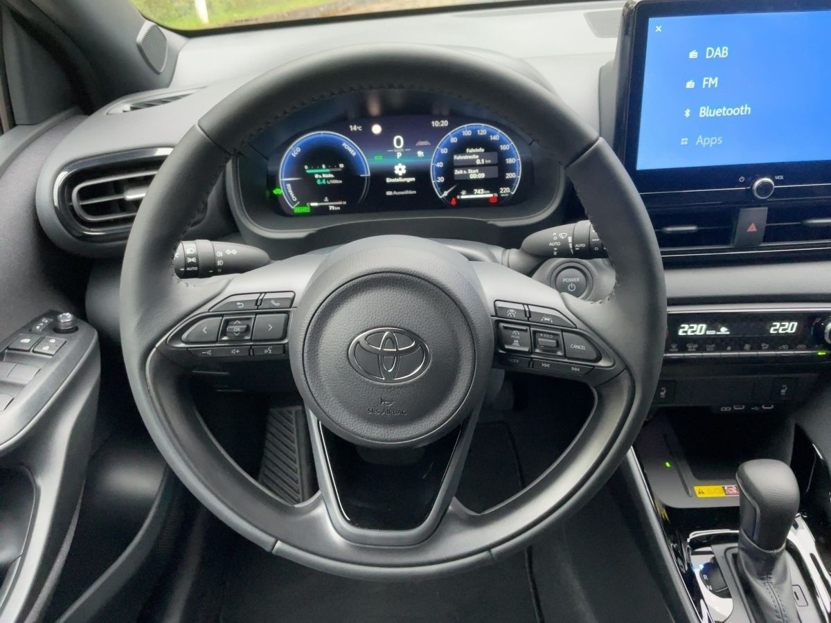 Toyota Yaris 1.5 Hybrid Style*LED+CARPLAY+PDC+KAMERA+KL