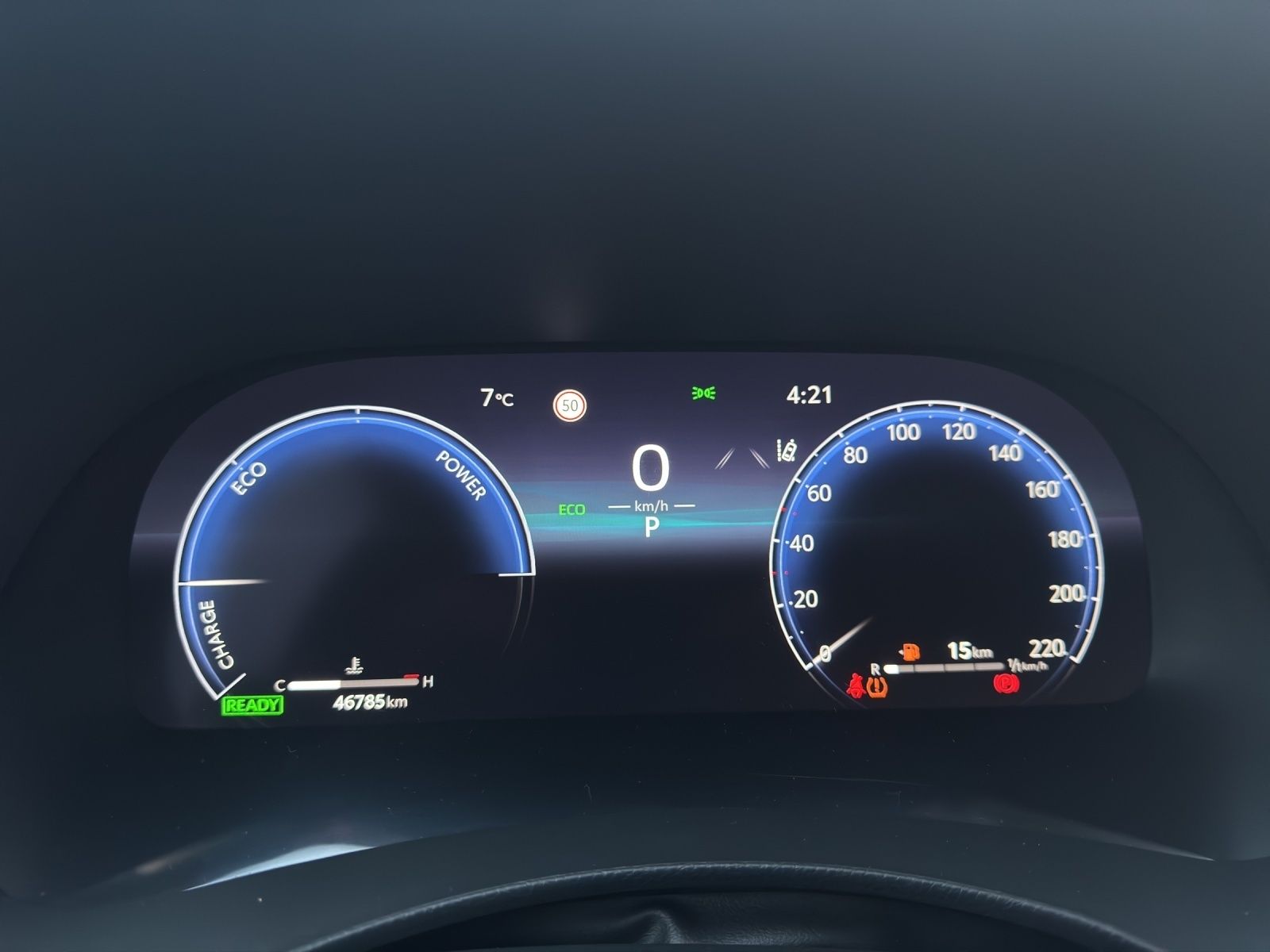 Toyota Highlander Hybrid Luxury 7 SITZER+LEDER+AHK+JBL